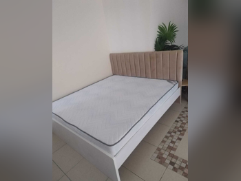Beds - King  - Yellow  - Mattress Included