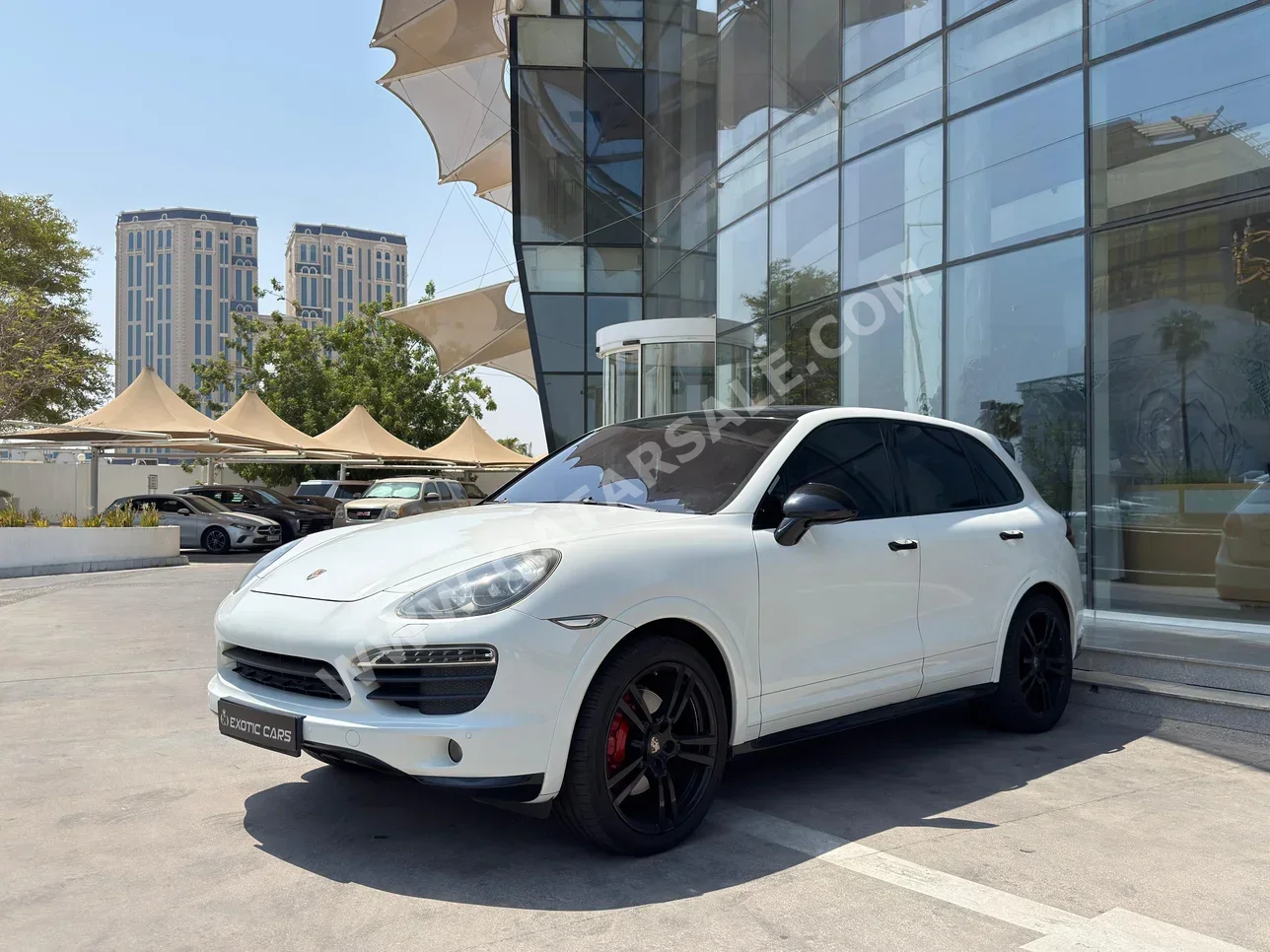 Porsche  Cayenne  S  2012  Automatic  167,000 Km  8 Cylinder  Four Wheel Drive (4WD)  SUV  White