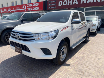 Toyota  Hilux  2025  Automatic  24,000 Km  4 Cylinder  Four Wheel Drive (4WD)  Pick Up  White  With Warranty