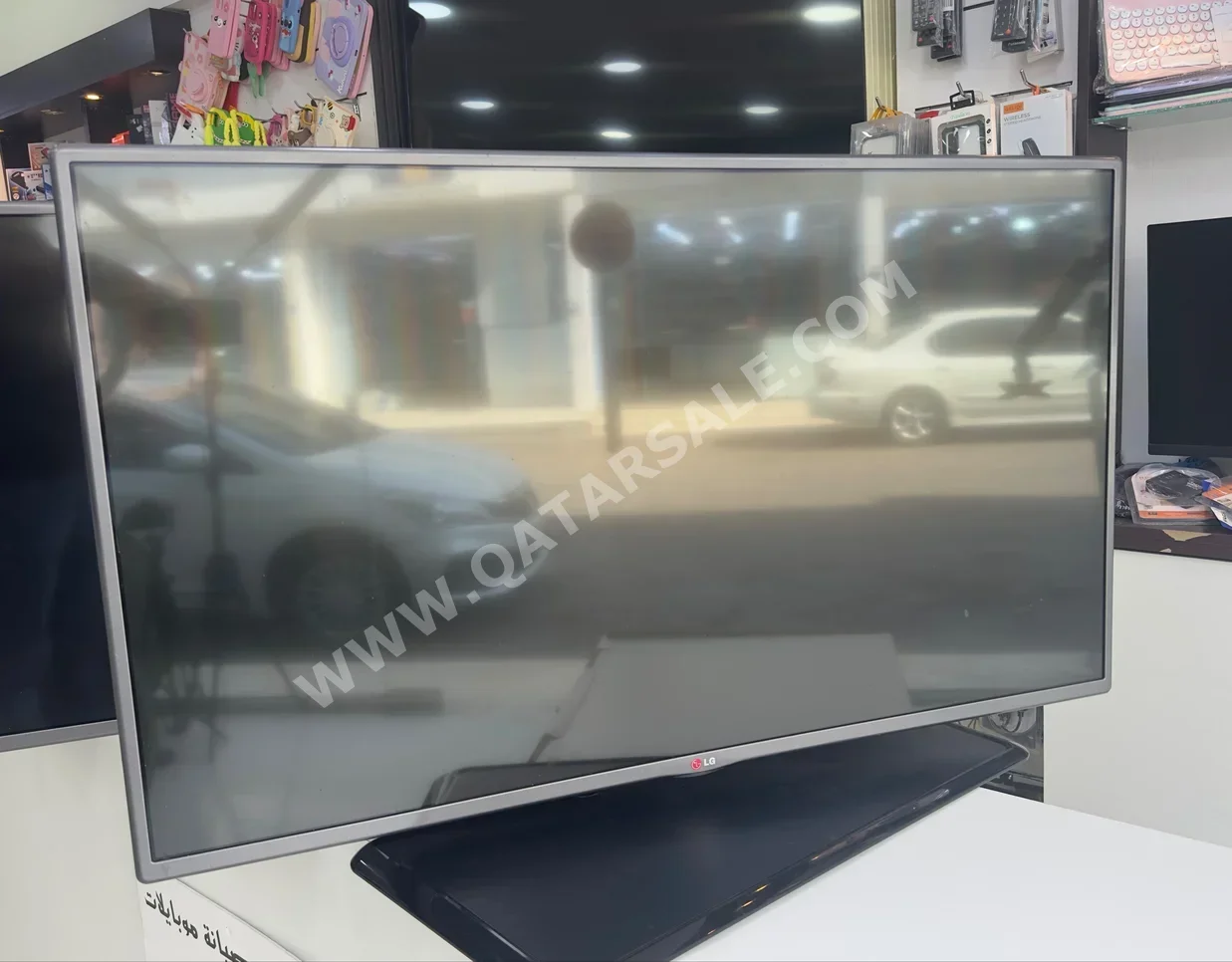 Television (TV) LG  - 43 Inch  - HD  - 3D
