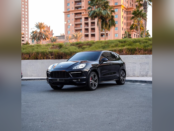 Porsche  Cayenne  S  2012  Automatic  99,000 Km  8 Cylinder  Four Wheel Drive (4WD)  SUV  Black  With Warranty
