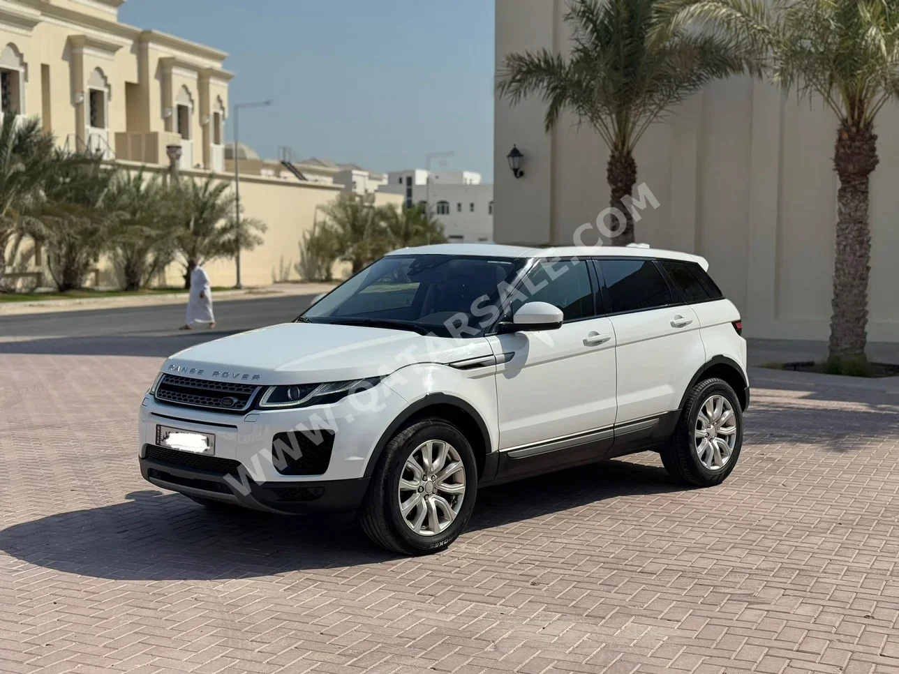 Land Rover  Evoque  Dynamic  2018  Automatic  150,000 Km  4 Cylinder  Four Wheel Drive (4WD)  SUV  White