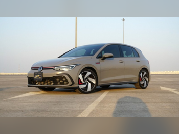 فوكس واغن  غولف  جي تي اي  2024  اوتوماتيك  3,000 كم  4 سلندر  سحب امامي  هاتشباك  رمادي مطفي  تحت الضمان