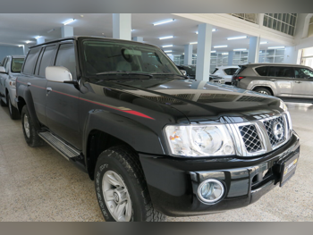 Nissan  Patrol  Safari  2024  Manual  16,000 Km  6 Cylinder  Four Wheel Drive (4WD)  SUV  Black  With Warranty