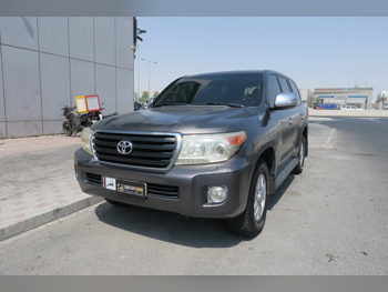 Toyota  Land Cruiser  GXR  2012  Automatic  26,000 Km  8 Cylinder  Four Wheel Drive (4WD)  SUV  Gray