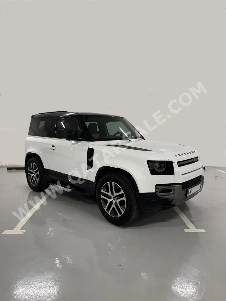 Land Rover  Defender  90 X Dynamic  2023  Automatic  33,000 Km  6 Cylinder  Four Wheel Drive (4WD)  SUV  White  With Warranty