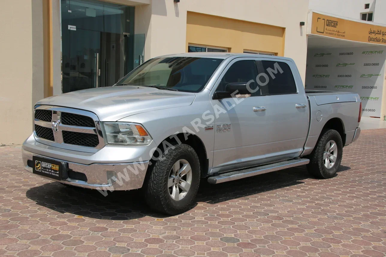 Dodge  Ram  1500  2016  Automatic  247,000 Km  8 Cylinder  Four Wheel Drive (4WD)  Pick Up  Silver