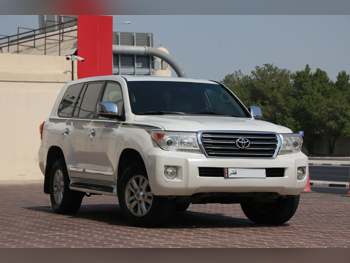 Toyota  Land Cruiser  GXR  2008  Automatic  416,000 Km  6 Cylinder  Four Wheel Drive (4WD)  SUV  White