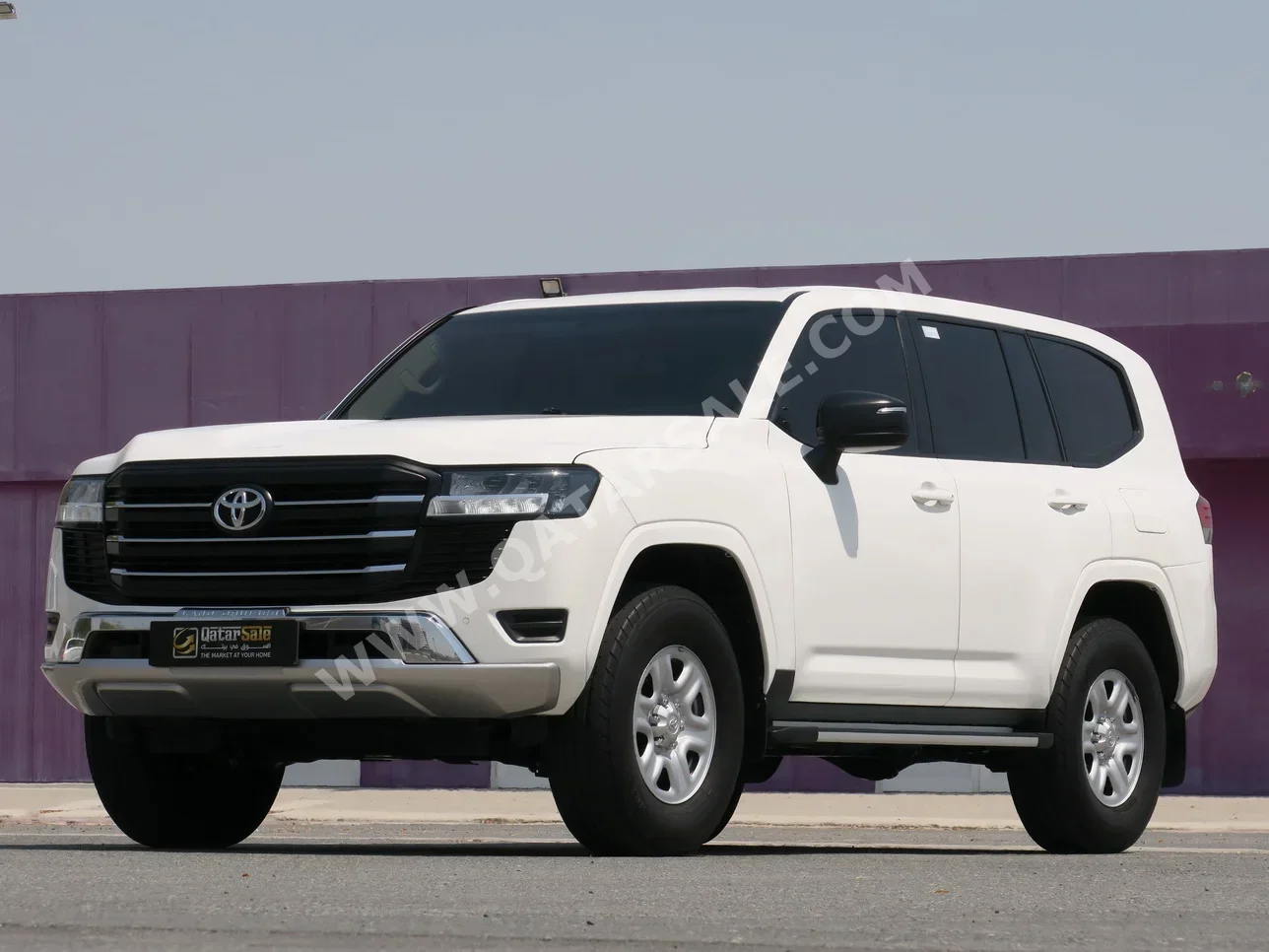 Toyota  Land Cruiser  GX  2023  Automatic  90,000 Km  6 Cylinder  Four Wheel Drive (4WD)  SUV  White  With Warranty