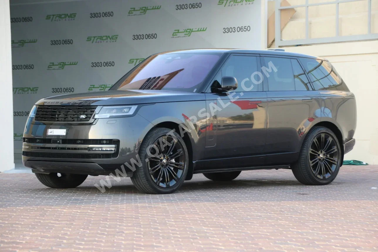 Land Rover  Range Rover  Vogue HSE  2023  Automatic  19,500 Km  8 Cylinder  Four Wheel Drive (4WD)  SUV  Gray  With Warranty