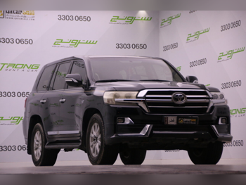 Toyota  Land Cruiser  VXR  2020  Automatic  200,000 Km  8 Cylinder  Four Wheel Drive (4WD)  SUV  Black