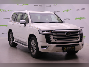 Toyota  Land Cruiser  VXR Twin Turbo  2022  Automatic  78,000 Km  6 Cylinder  Four Wheel Drive (4WD)  SUV  White  With Warranty