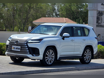 Lexus  LX  600 VIP  2023  Automatic  139,000 Km  6 Cylinder  Four Wheel Drive (4WD)  SUV  White  With Warranty