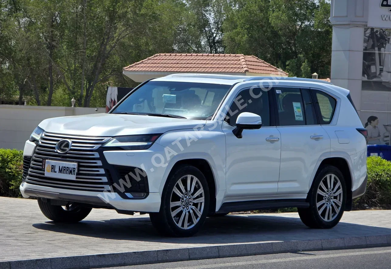 Lexus  LX  600 VIP  2023  Automatic  139,000 Km  6 Cylinder  Four Wheel Drive (4WD)  SUV  White  With Warranty