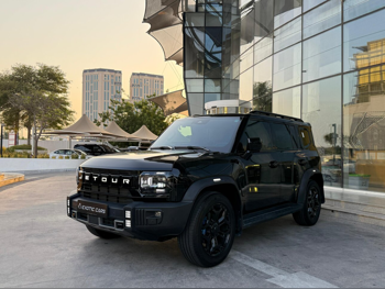 Jetour  T2  Luxury Plus  2025  Automatic  18,000 Km  4 Cylinder  Four Wheel Drive (4WD)  SUV  Black  With Warranty