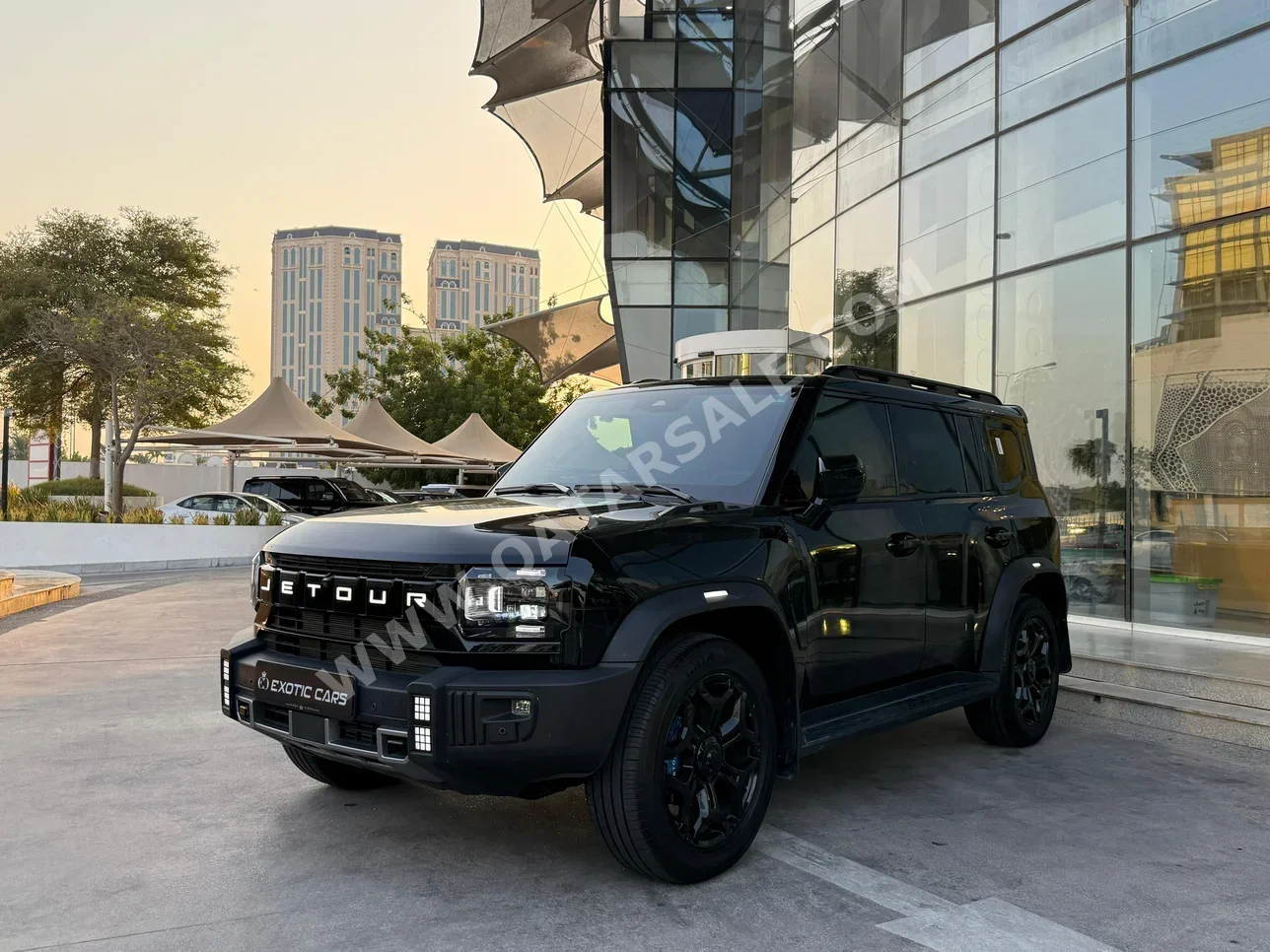 Jetour  T2  Luxury Plus  2025  Automatic  18,000 Km  4 Cylinder  Four Wheel Drive (4WD)  SUV  Black  With Warranty