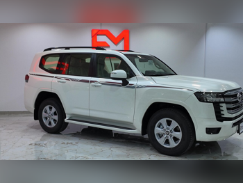 Toyota  Land Cruiser  GXR Twin Turbo  2025  Automatic  0 Km  6 Cylinder  Four Wheel Drive (4WD)  SUV  White  With Warranty