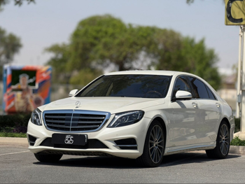 Mercedes-Benz  S-Class  400  2015  Automatic  147,000 Km  6 Cylinder  Rear Wheel Drive (RWD)  Sedan  White