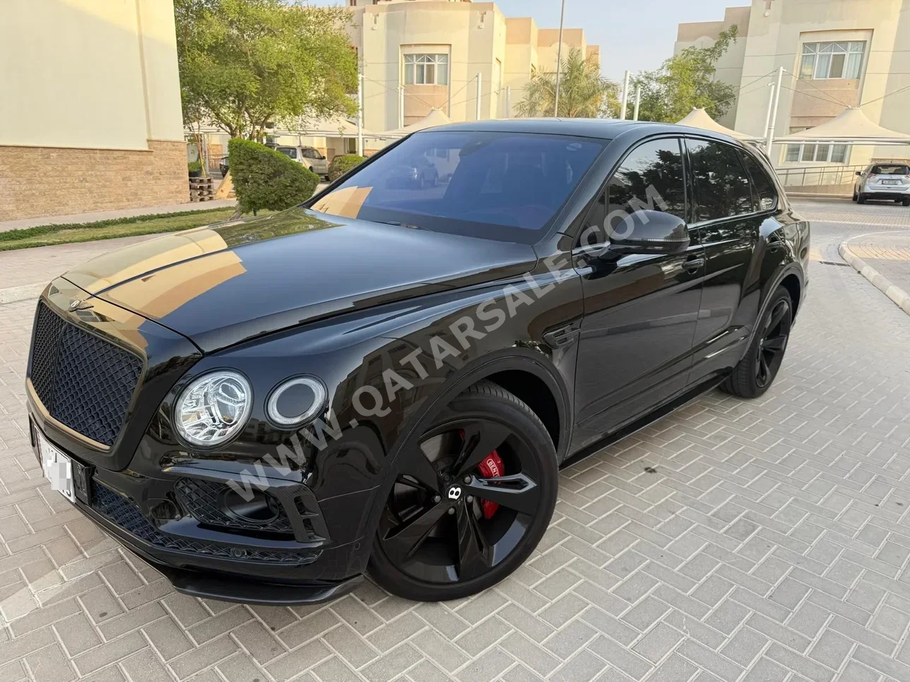 Bentley  Bentayga  2018  Automatic  105,000 Km  12 Cylinder  Four Wheel Drive (4WD)  SUV  Black