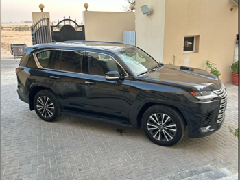Lexus  LX  600 Luxury  2025  Automatic  26,000 Km  6 Cylinder  Four Wheel Drive (4WD)  SUV  Black  With Warranty
