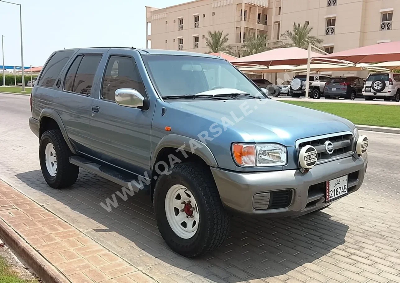 Nissan  Pathfinder  2001  Manual  280,000 Km  6 Cylinder  Four Wheel Drive (4WD)  SUV  Blue