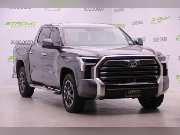 Toyota  Tundra  Limited  2022  Automatic  36,000 Km  6 Cylinder  Four Wheel Drive (4WD)  SUV  Black  With Warranty