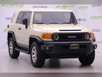 Toyota  FJ Cruiser  Final Edition  2023  Automatic  34,000 Km  6 Cylinder  Four Wheel Drive (4WD)  SUV  Beige  With Warranty