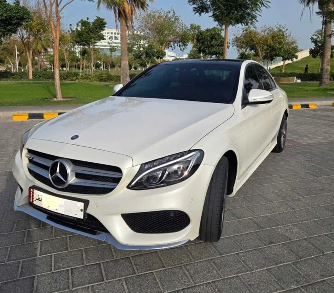 Mercedes-Benz  C-Class  200  2015  Automatic  96,000 Km  4 Cylinder  Rear Wheel Drive (RWD)  Sedan  White
