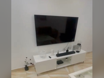 Television (TV) Samsung  - 55 Inch  - 4K or UHD  - Smart TV