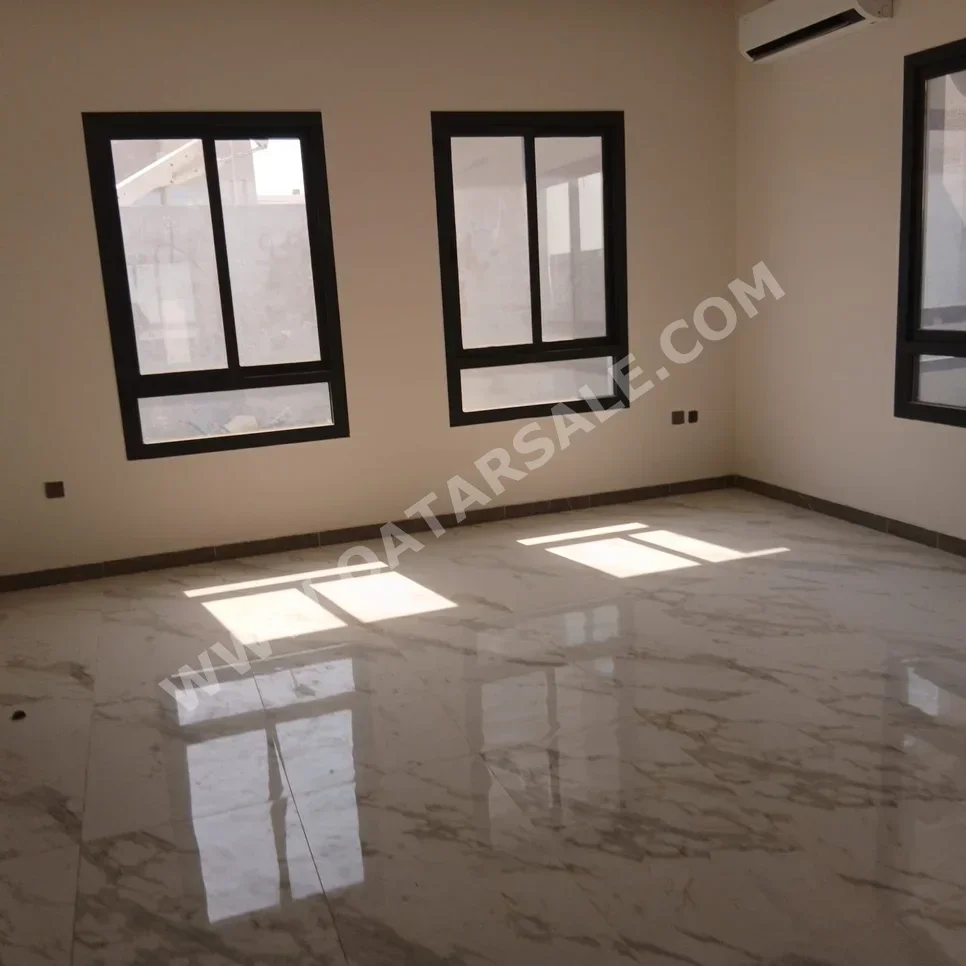 سكن عائلي - نصف مفروشة - الظعاين - الخيسة - 7 غرف نوم