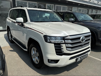 Toyota  Land Cruiser  GXR Twin Turbo  2025  Automatic  0 Km  6 Cylinder  Four Wheel Drive (4WD)  SUV  White  With Warranty