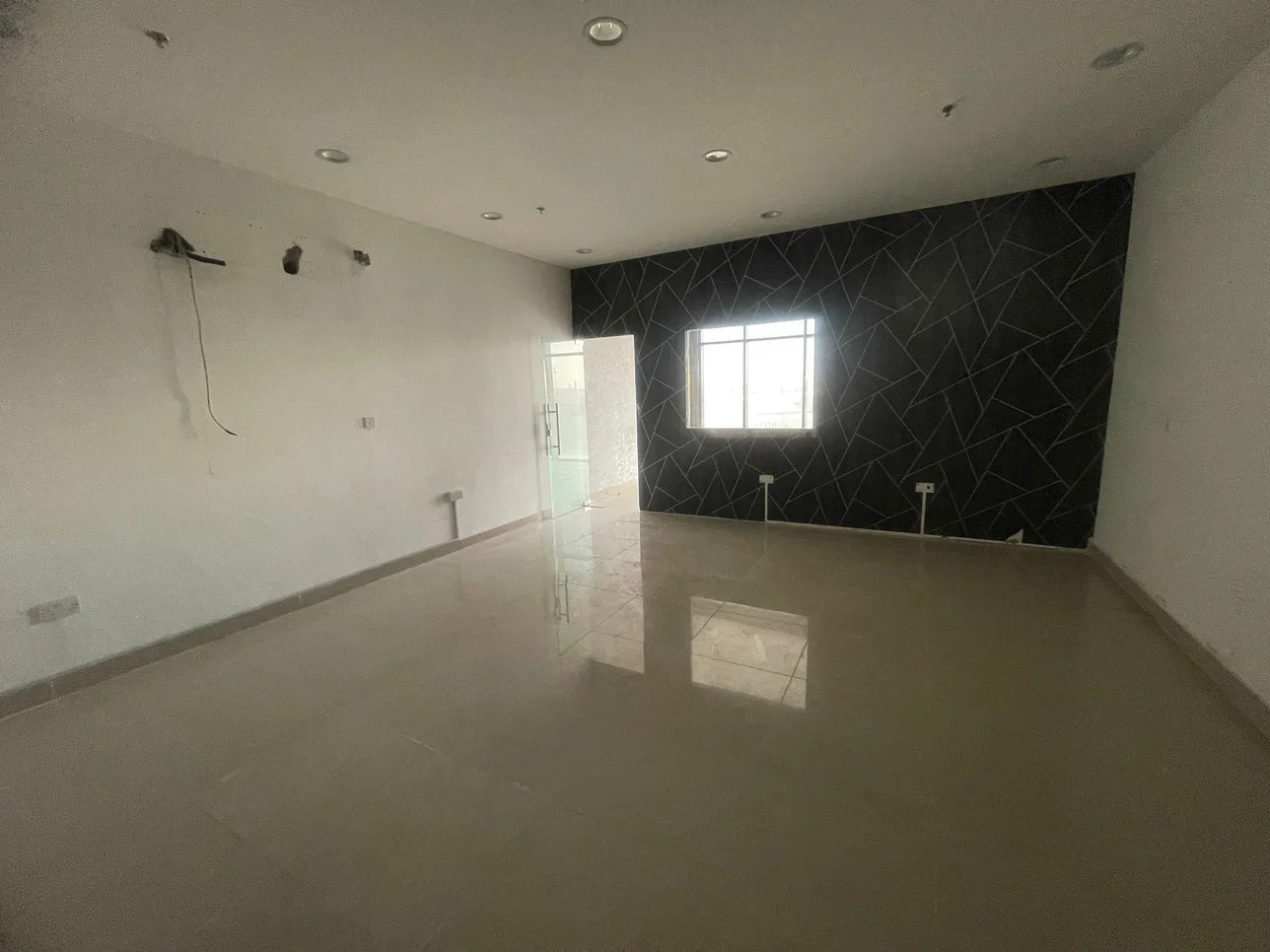 محلات تجارية - غير مفروشة  - الريان  للايجار  - أبو هامور