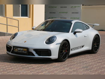 بورش  911  كاريرا جي تي اس  2024  اوتوماتيك  8,500 كم  6 سلندر  دفع خلفي  كوبيه \ سبورت  رمادي  تحت الضمان