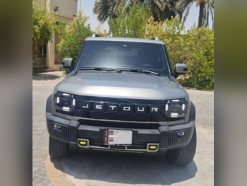 Jetour  T2  Luxury  2025  Automatic  11,000 Km  4 Cylinder  All Wheel Drive (AWD)  SUV  Gray and Black