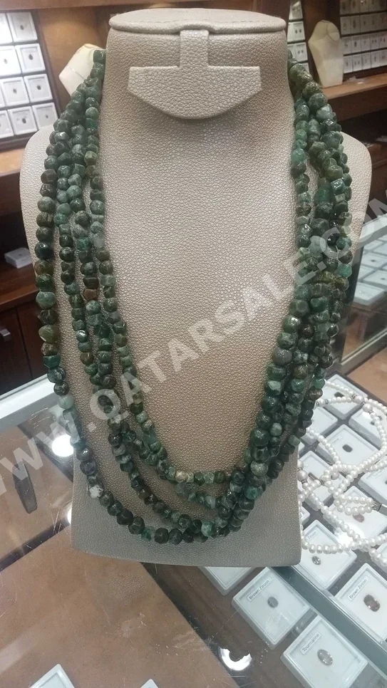 Gemstones Green Emerald  870 Carat  Special Stylish Package  Necklace  With Stone(s)  Emerald