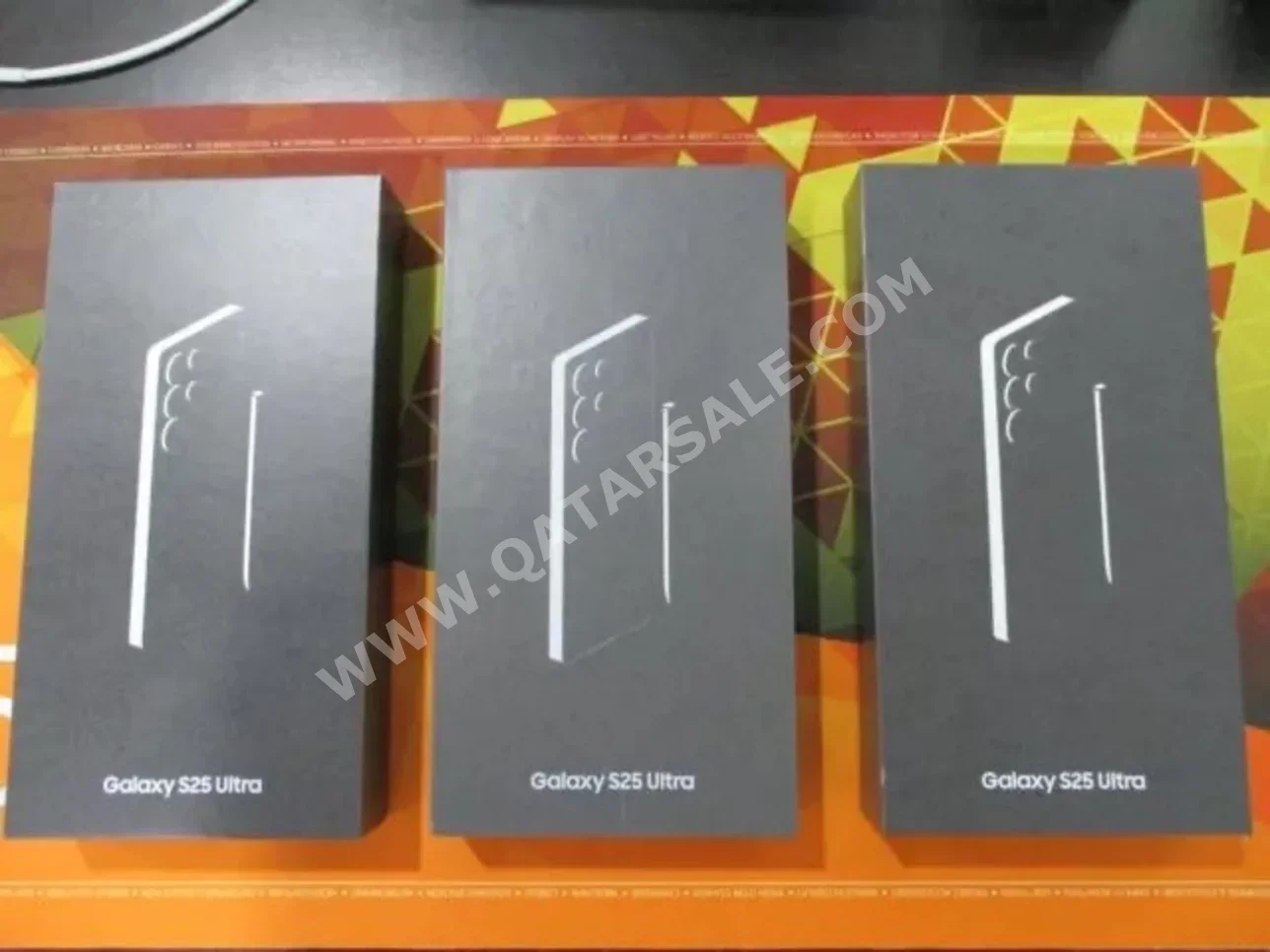Mobile Phones Samsung  - Galaxy V  - Black Titanium  - 512 GB