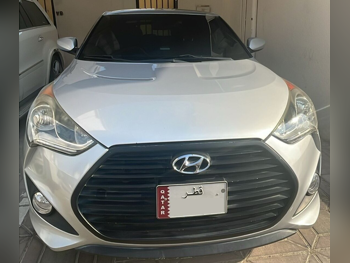 Hyundai  Veloster  2016  Automatic  65,500 Km  4 Cylinder  Front Wheel Drive (FWD)  Hatchback  Silver