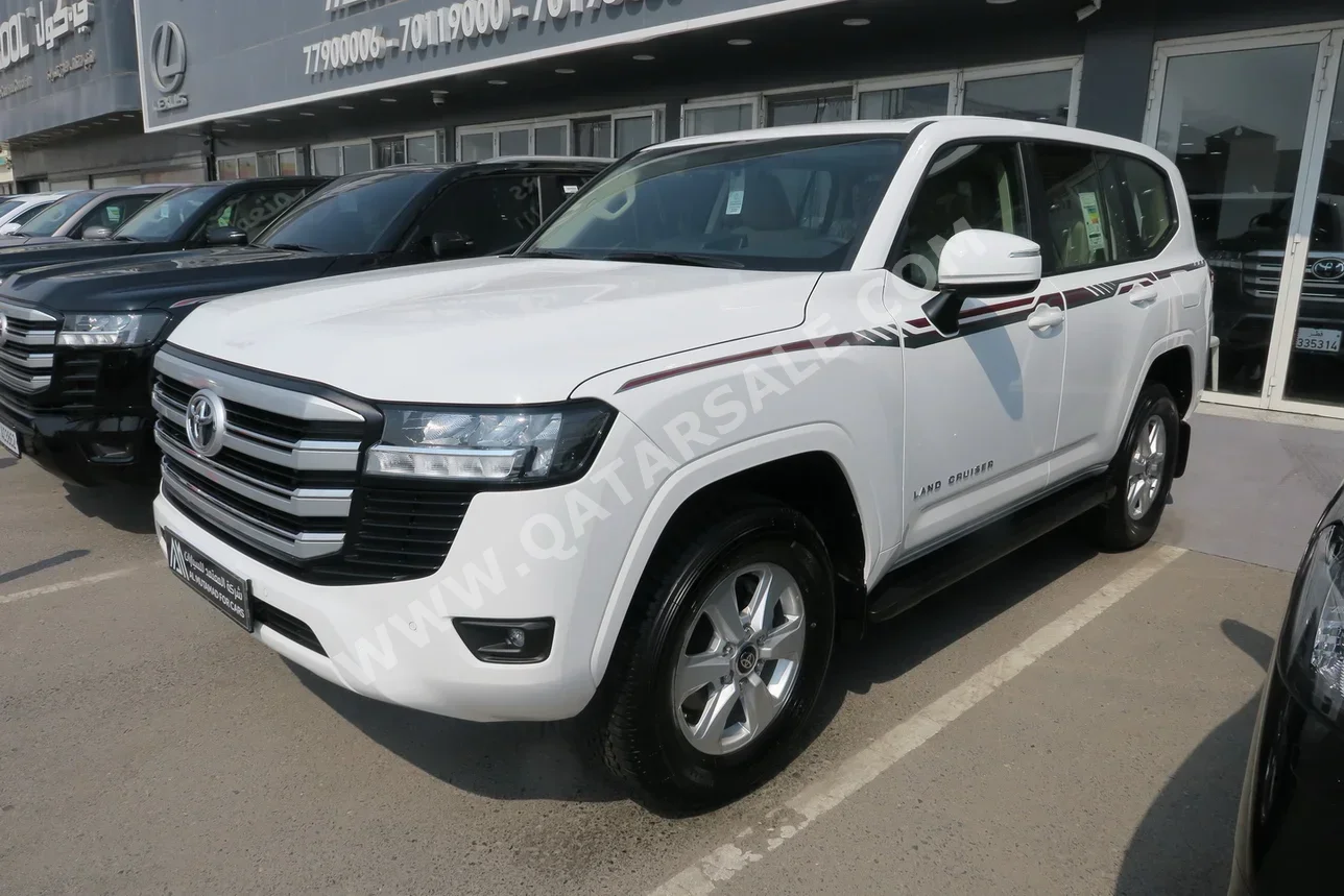 Toyota  Land Cruiser  GXR  2025  Automatic  0 Km  6 Cylinder  Four Wheel Drive (4WD)  SUV  White  With Warranty