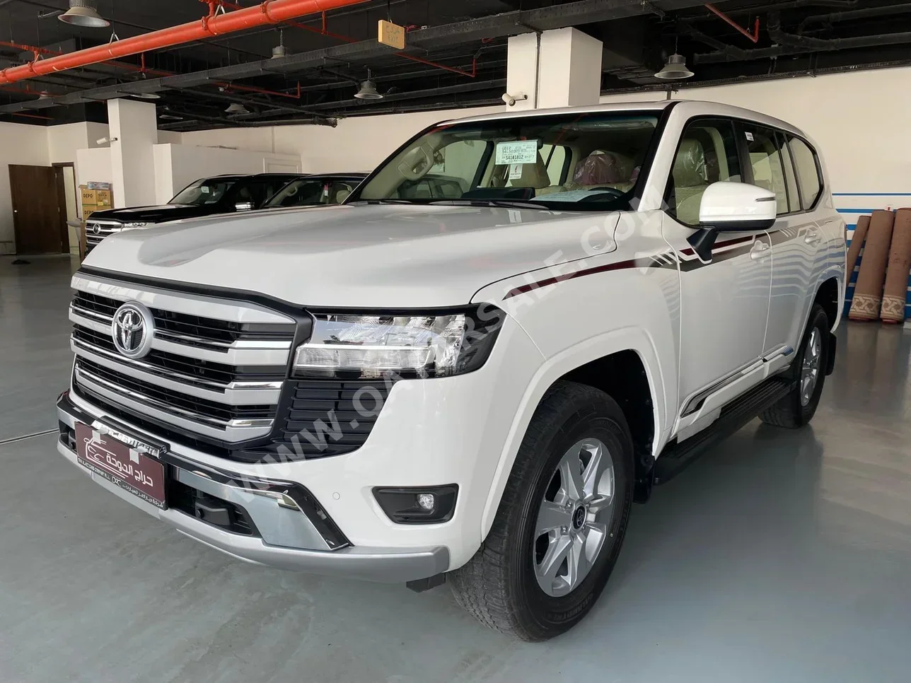 Toyota  Land Cruiser  GXR  2025  Automatic  0 Km  6 Cylinder  Four Wheel Drive (4WD)  SUV  White  With Warranty