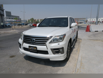 لكزس  ال اكس  570  2014  اوتوماتيك  335,000 كم  8 سلندر  دفع رباعي  اس يو في  أبيض
