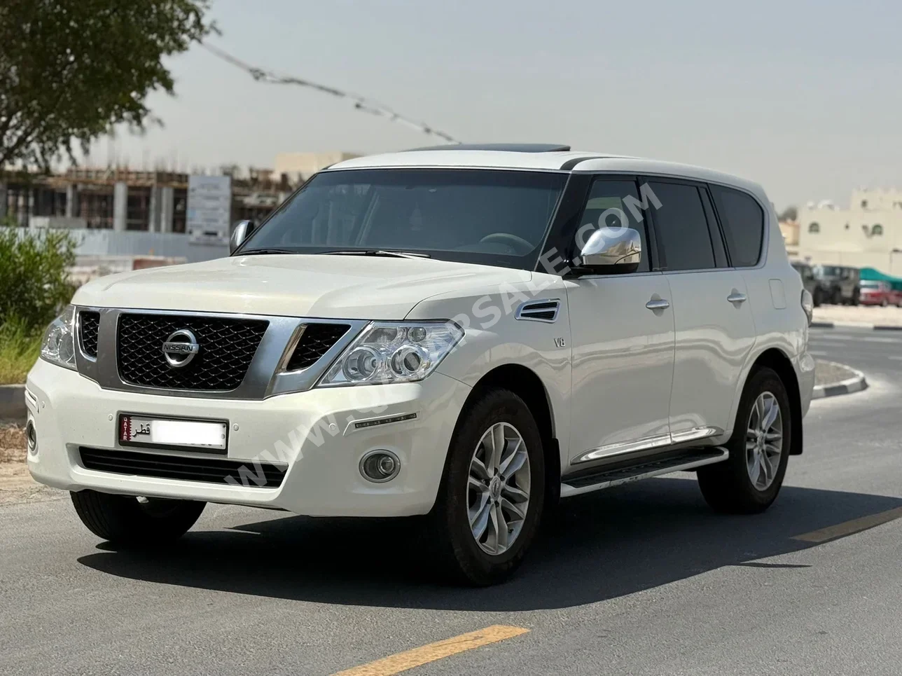 Nissan  Patrol  LE  2012  Automatic  202,000 Km  8 Cylinder  Four Wheel Drive (4WD)  SUV  White