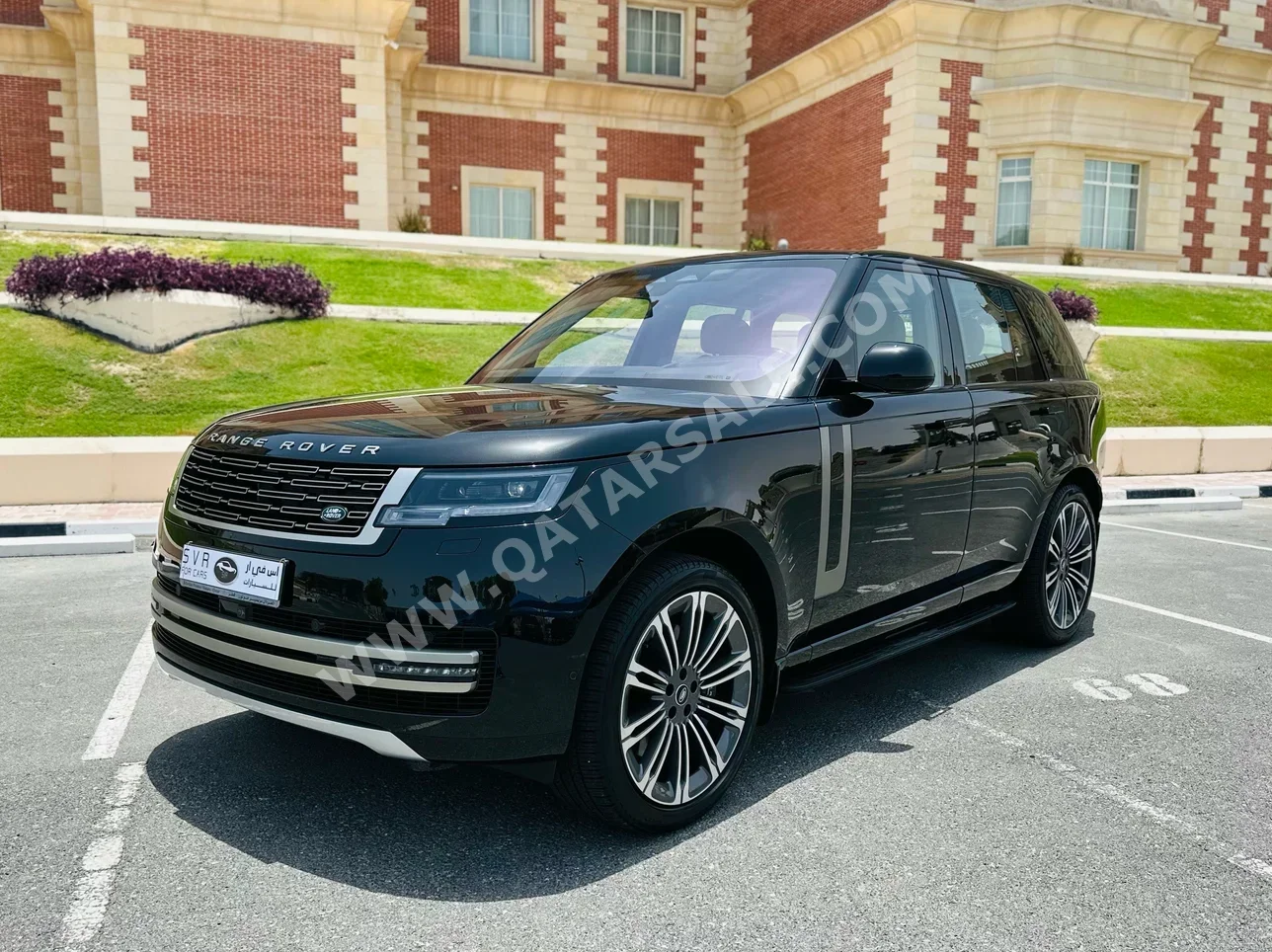 Land Rover  Range Rover HSE  SUV ( AWD )  Black  2023