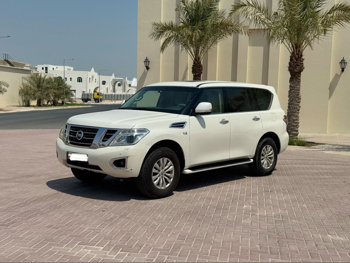 Nissan  Patrol  SE  2015  Automatic  280,000 Km  8 Cylinder  Four Wheel Drive (4WD)  SUV  White