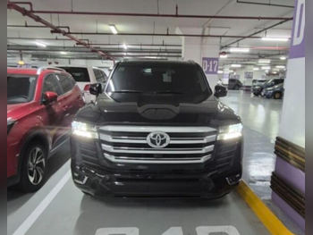 Toyota  Land Cruiser  GXR Twin Turbo  2024  Automatic  34,200 Km  6 Cylinder  Four Wheel Drive (4WD)  SUV  Black  With Warranty