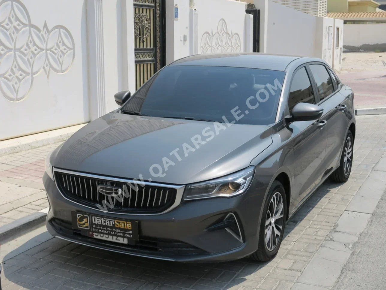 Geely  Emgrand  2025  Automatic  16,000 Km  4 Cylinder  Front Wheel Drive (FWD)  Sedan  Gray  With Warranty