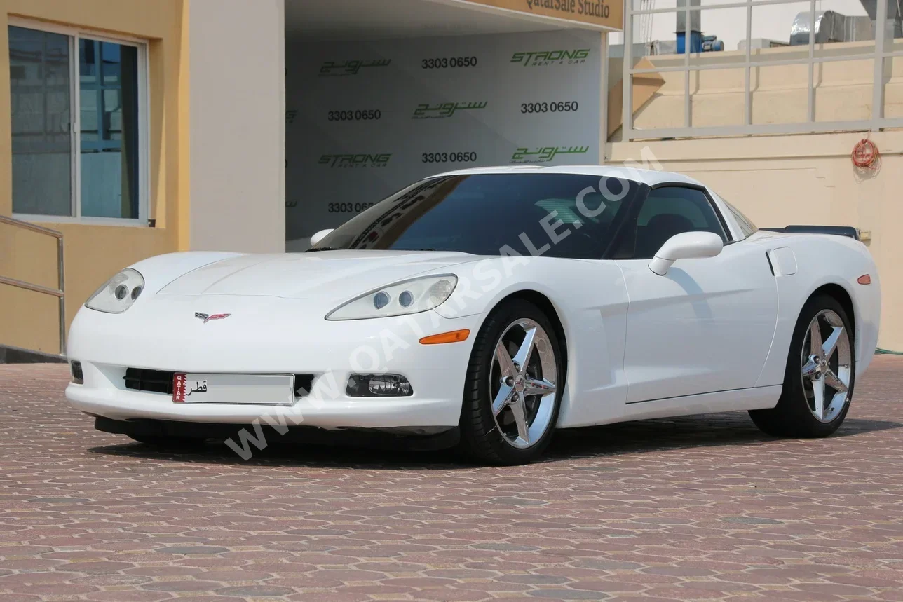Chevrolet  Corvette  C6  2013  Automatic  65,000 Km  8 Cylinder  Rear Wheel Drive (RWD)  Convertible  White