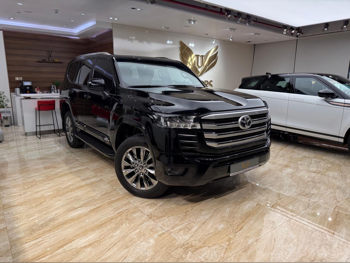 Toyota  Land Cruiser  GXR Twin Turbo  2023  Automatic  26,000 Km  6 Cylinder  Four Wheel Drive (4WD)  SUV  Black  With Warranty