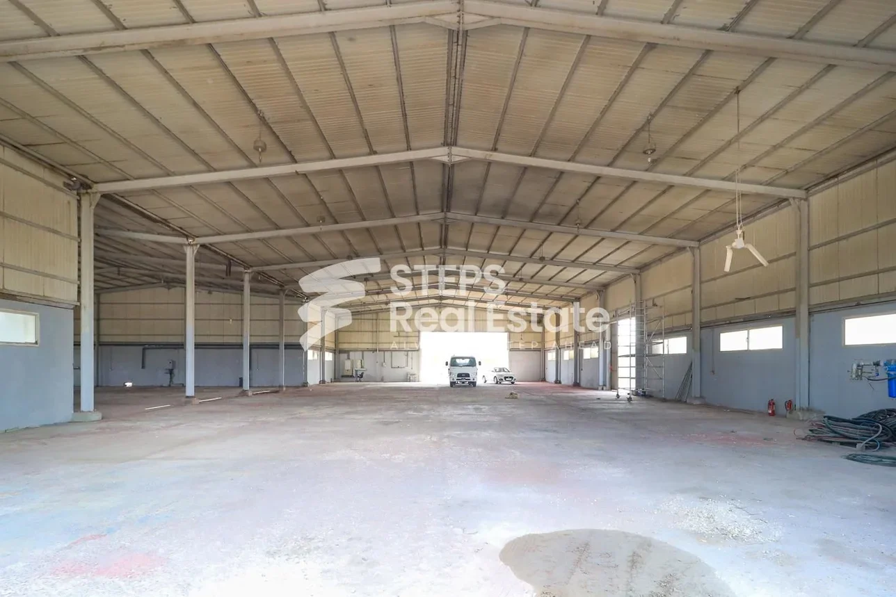 Warehouses & Stores - Al Wakrah  - Mesaieed  -Area Size: 4600 Square Meter
