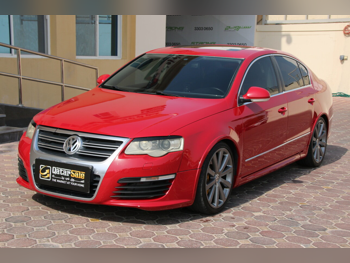 Volkswagen  Passat  R 36  2010  Automatic  200,000 Km  6 Cylinder  All Wheel Drive (AWD)  Sedan  Red