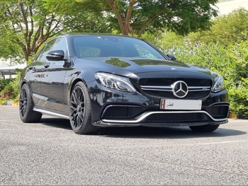 مرسيدس - بنز سي - كلاس 63 AMG اس 2017 اوتوماتيك 49,000 كم 8 سلندر دفع خلفي سيدان أسود
